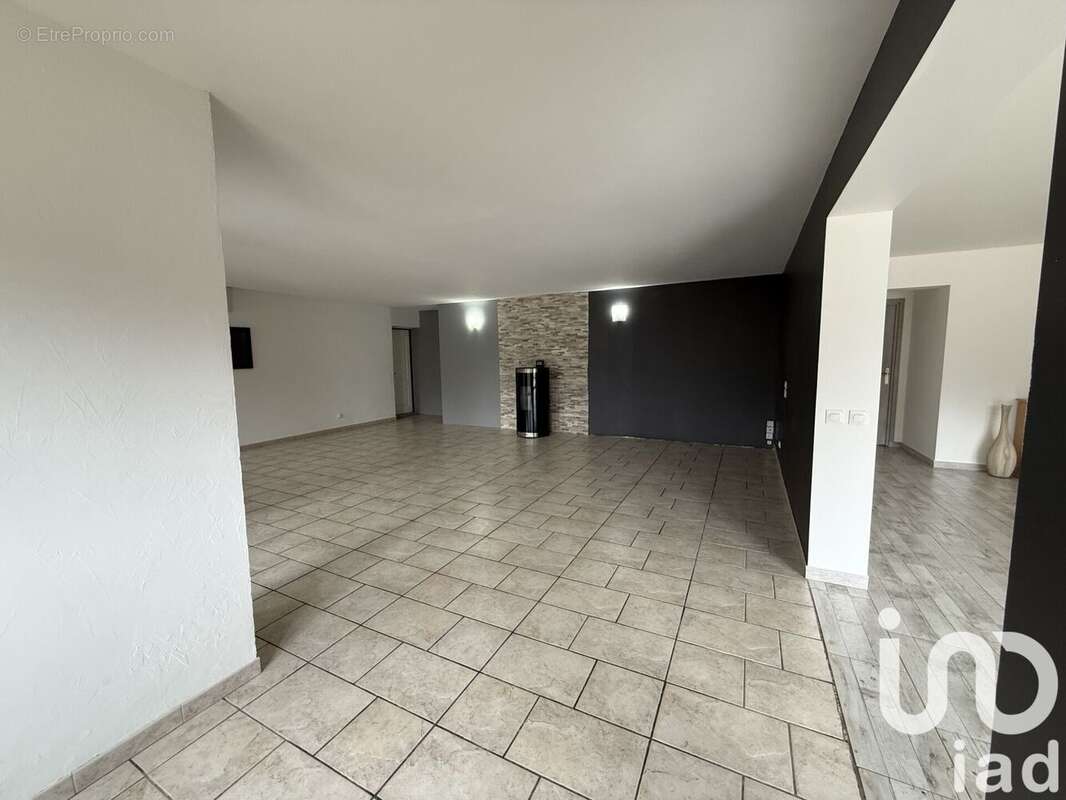 Maison 215 m² à Maurupt-Le-Montois  - photo 8