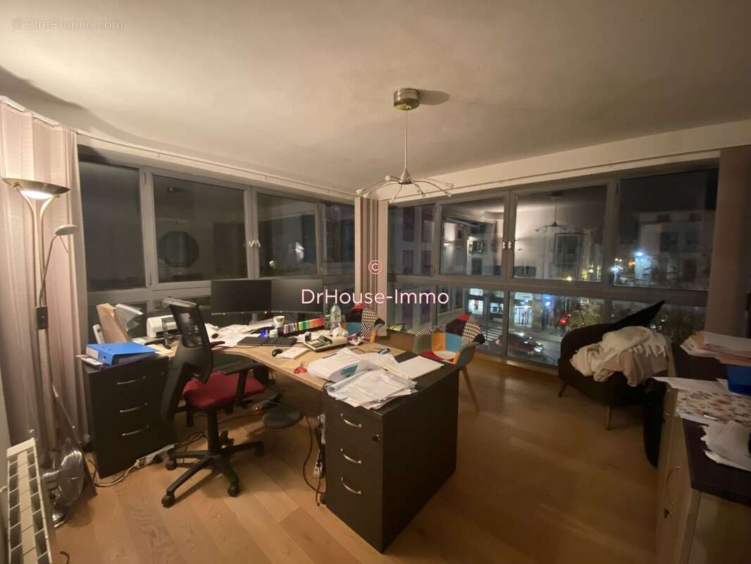 Commerce à LE PUY-EN-VELAY