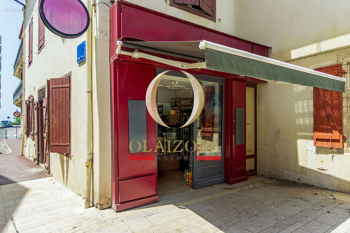 Commerce à BIARRITZ