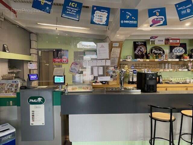 Autre à SAINT-COSME-EN-VAIRAIS