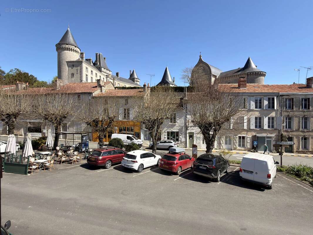 Maison à VERTEUIL-SUR-CHARENTE