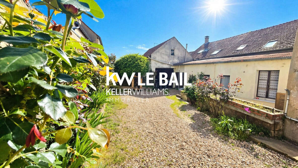 Maison 50 m² à Auvers-Sur-Oise  - photo 2