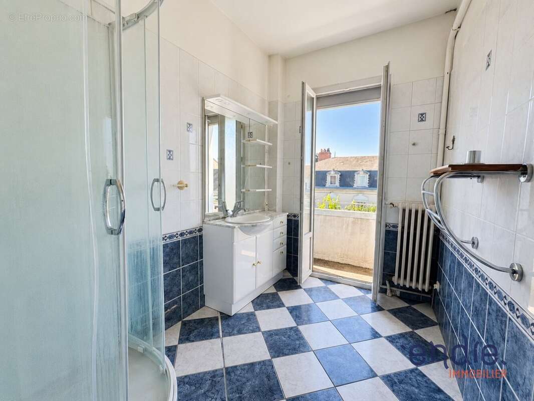 Appartement à MOULINS