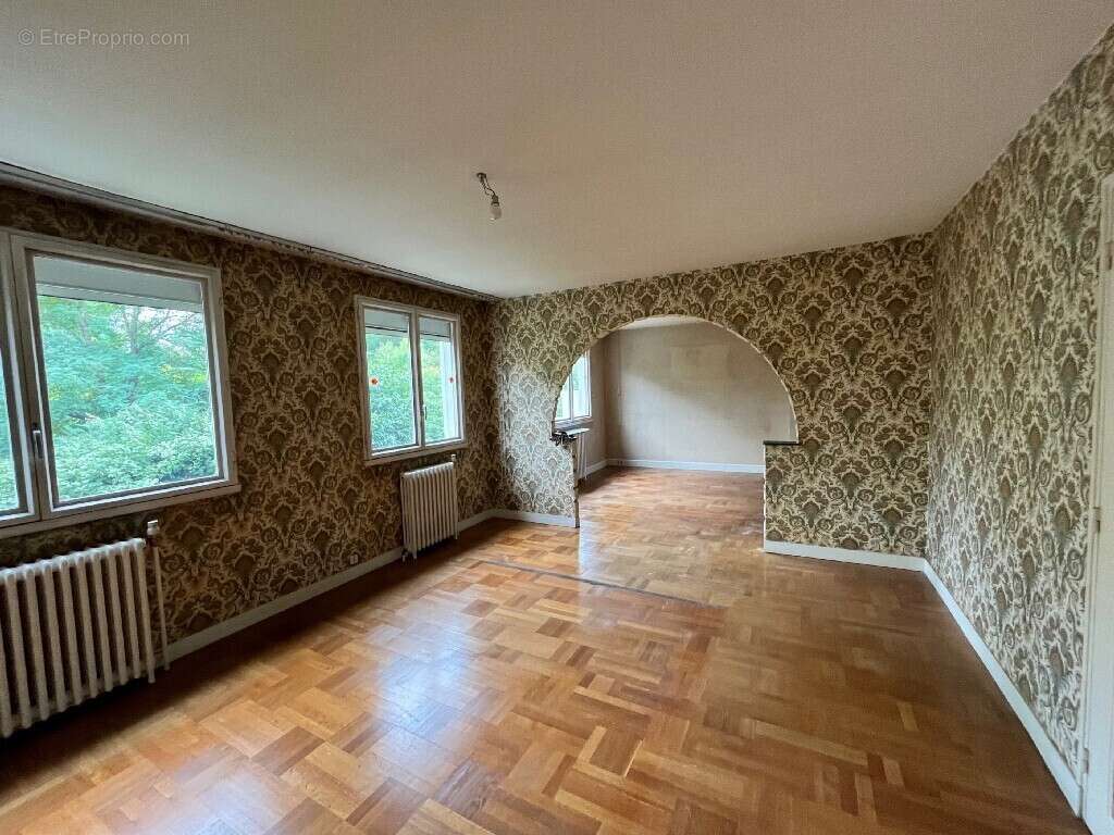 Maison à CHANTEAU