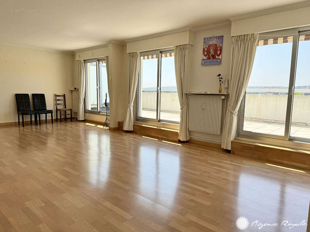 Appartement à LE PECQ