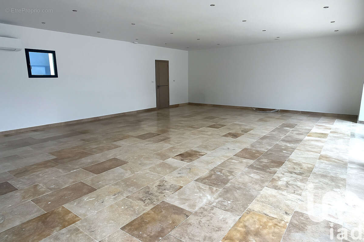 Photo 3 - Maison à VENEJAN