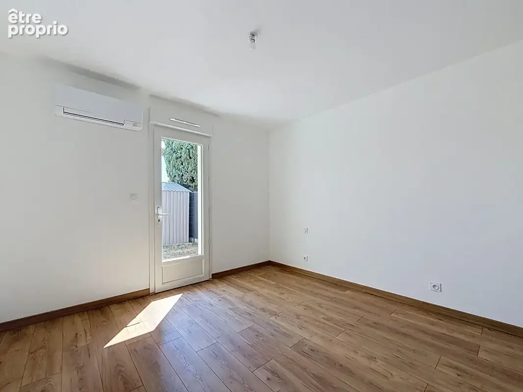 Maison de plain-pied à Louresse-Rochemenier - photo 8