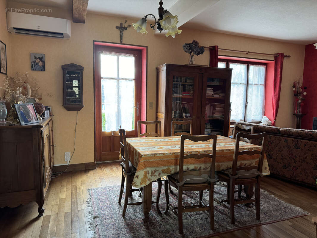 Maison à MORTAGNE-AU-PERCHE