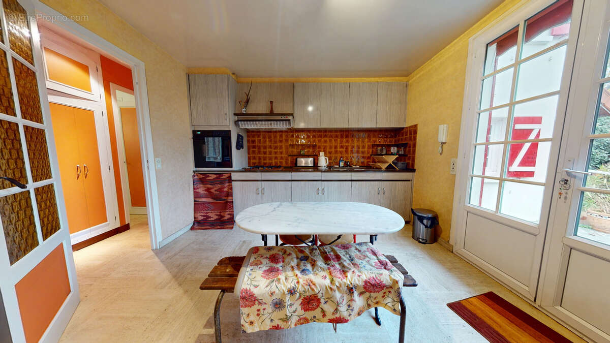 Maison à HOUILLES