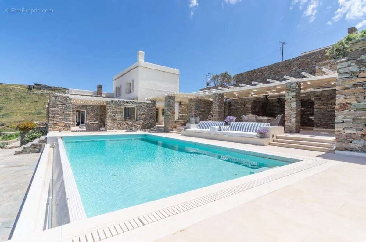 Villa de prestige les pieds dans l’eau – Île de Kéa - photo 3