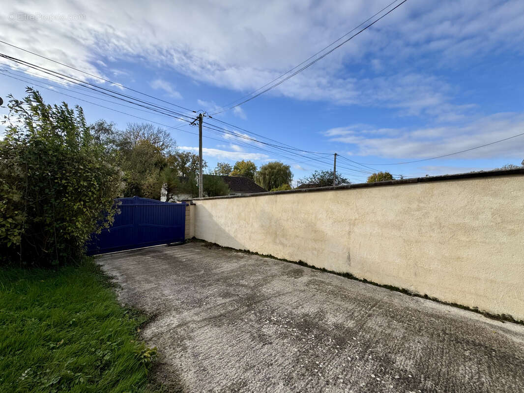 Maison à COULOMMIERS