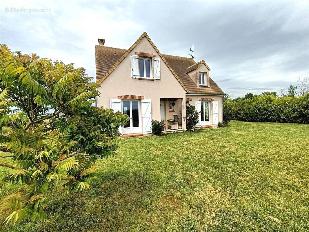 Maison à REVERCOURT