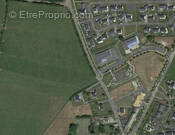 Terrain à SAINT-SAUVEUR-DES-LANDES