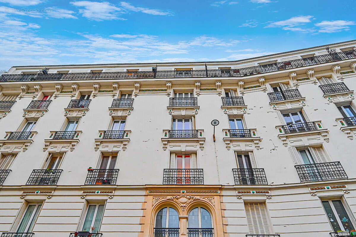 Appartement à PARIS-20E
