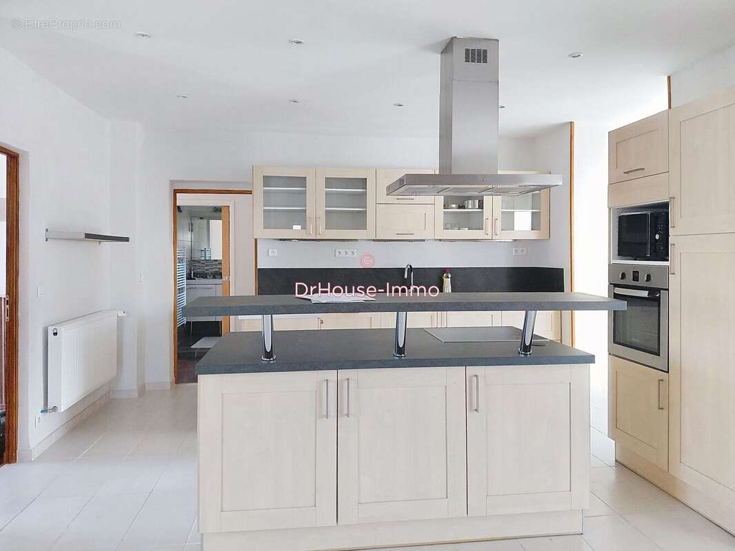 Maison à PONTAULT-COMBAULT