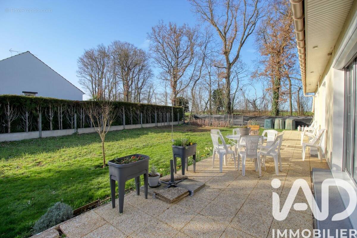 Photo 1 - Maison à MALESHERBES