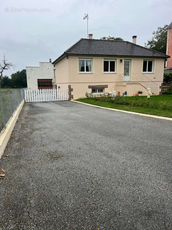 Maison à OISSEAU-LE-PETIT