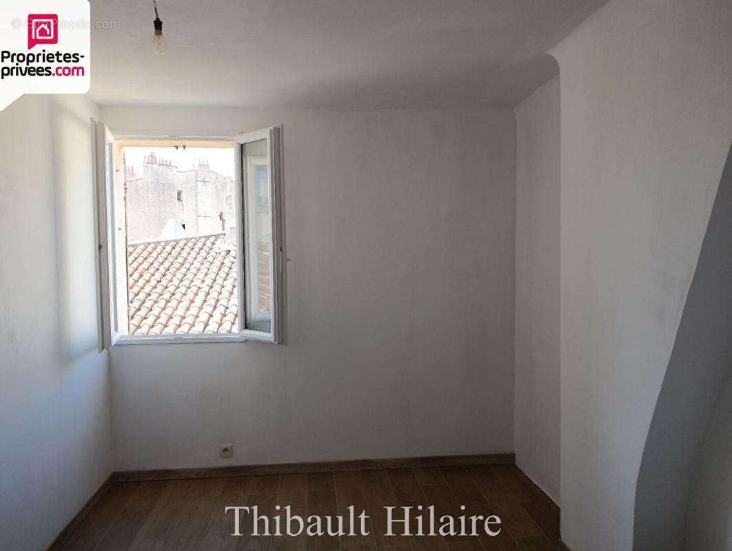 Appartement à MARSEILLE-6E