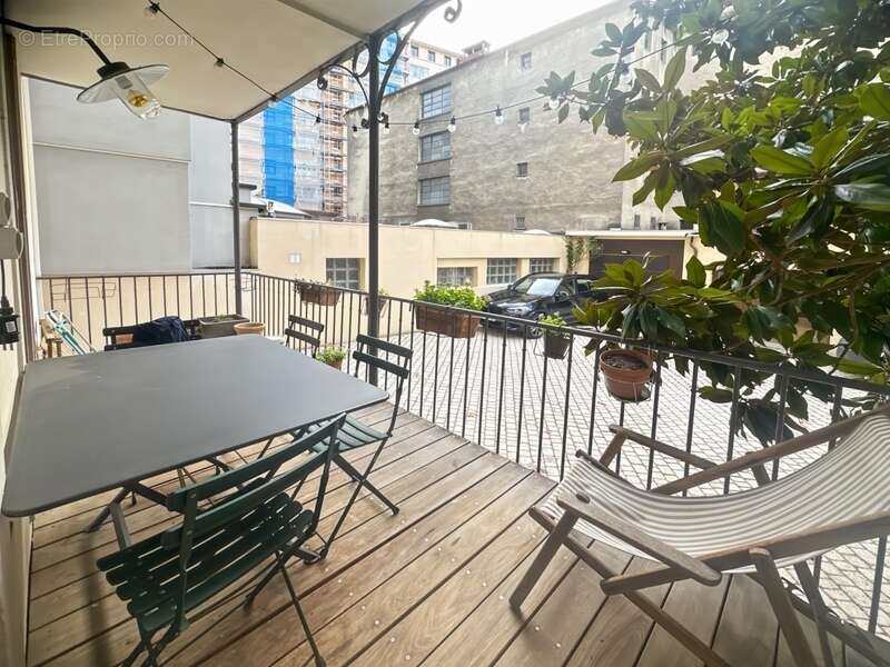 Appartement T4– 90,68 m² Carrez – Terrasse – Annexes – Triangle d’Or Annecy - photo 3