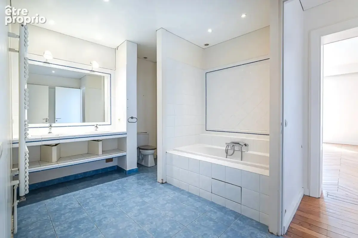 Neuilly-sur-seine – boulevard maillot – face au bois – 5 pièces + possibilite box - photo 11