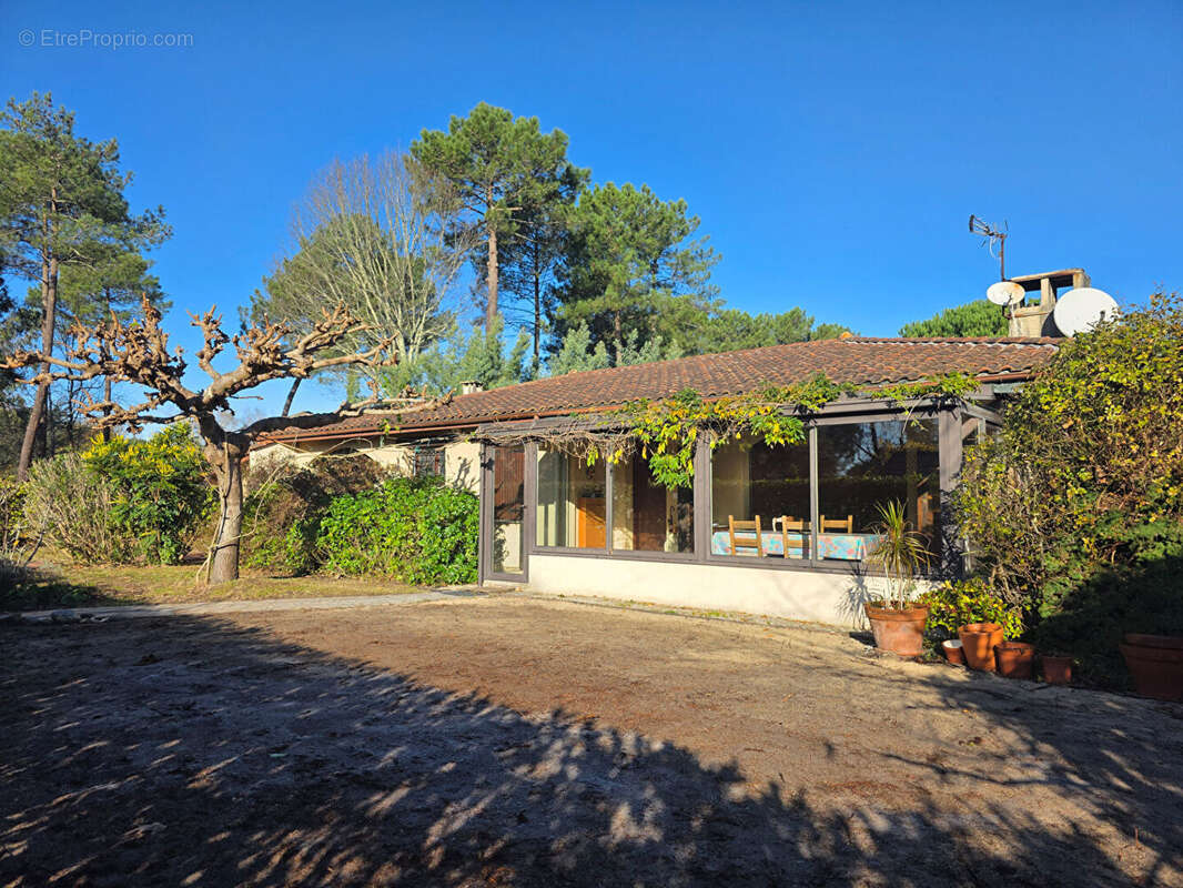 Maison à VIELLE-SAINT-GIRONS