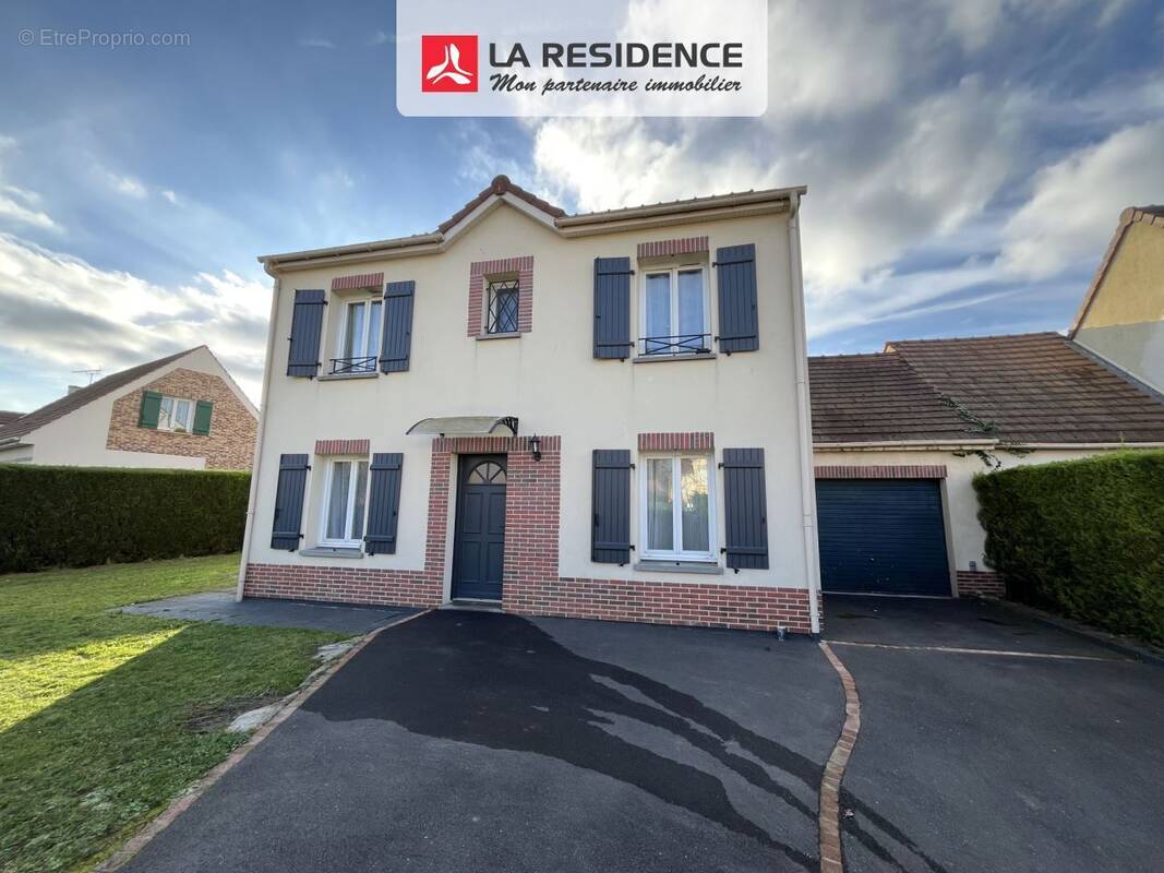 Maison à SAINT-OUEN-L'AUMONE