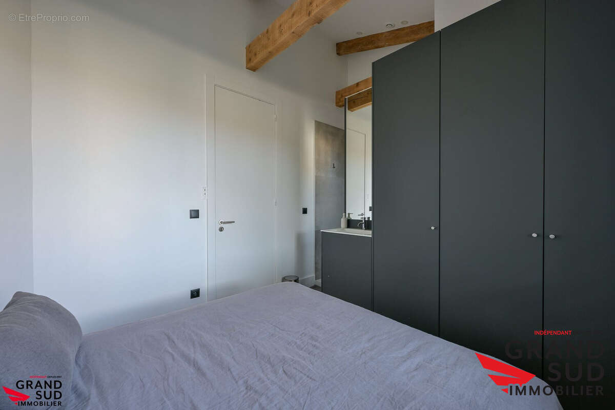 Maison 93 m² à Merignac  - photo 7