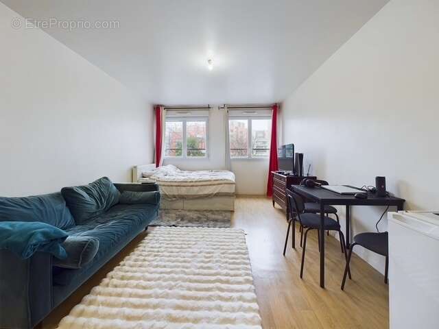 Appartement à GENNEVILLIERS