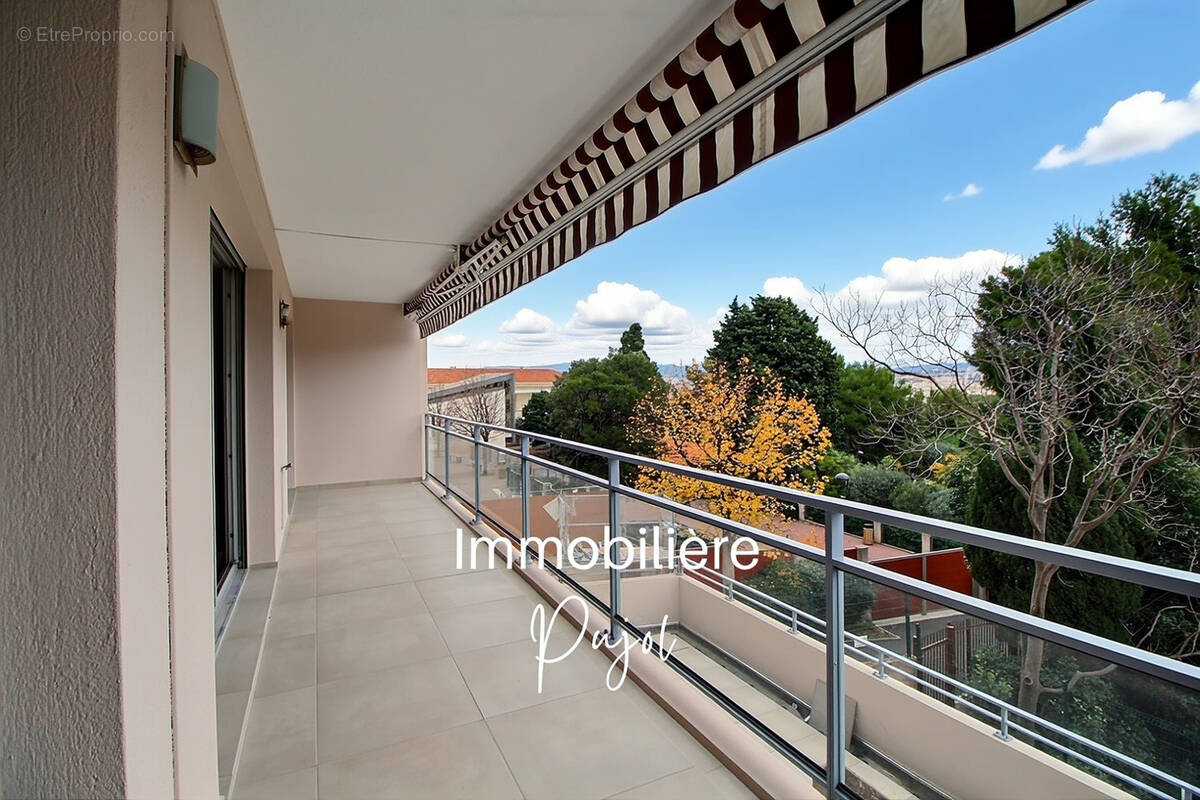 Appartement à MARSEILLE-6E