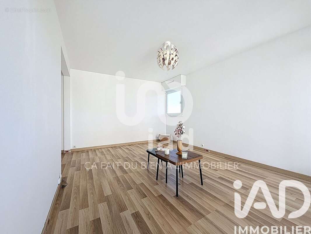 Photo 3 - Appartement à EPINAY-SOUS-SENART