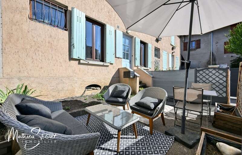 Maison de village avec extérieur à SAIN BEL (69) - photo 23