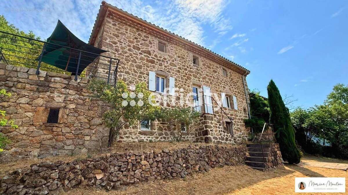 Maison à ISSAMOULENC