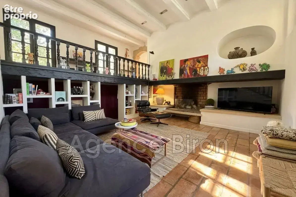Maison 8 pièces 420 m² à vendre à Aix-En-Provence (13090) - photo 3