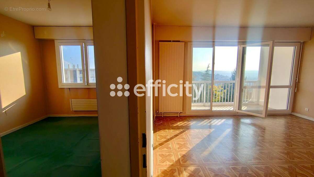 Appartement à TASSIN-LA-DEMI-LUNE