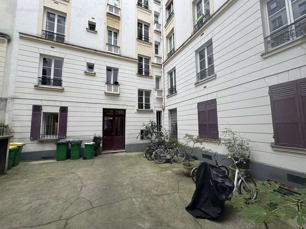 Appartement à PARIS-19E