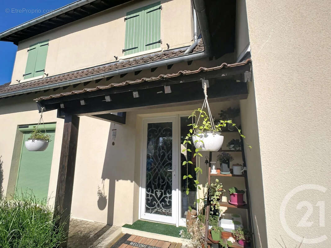 Maison à TILLE