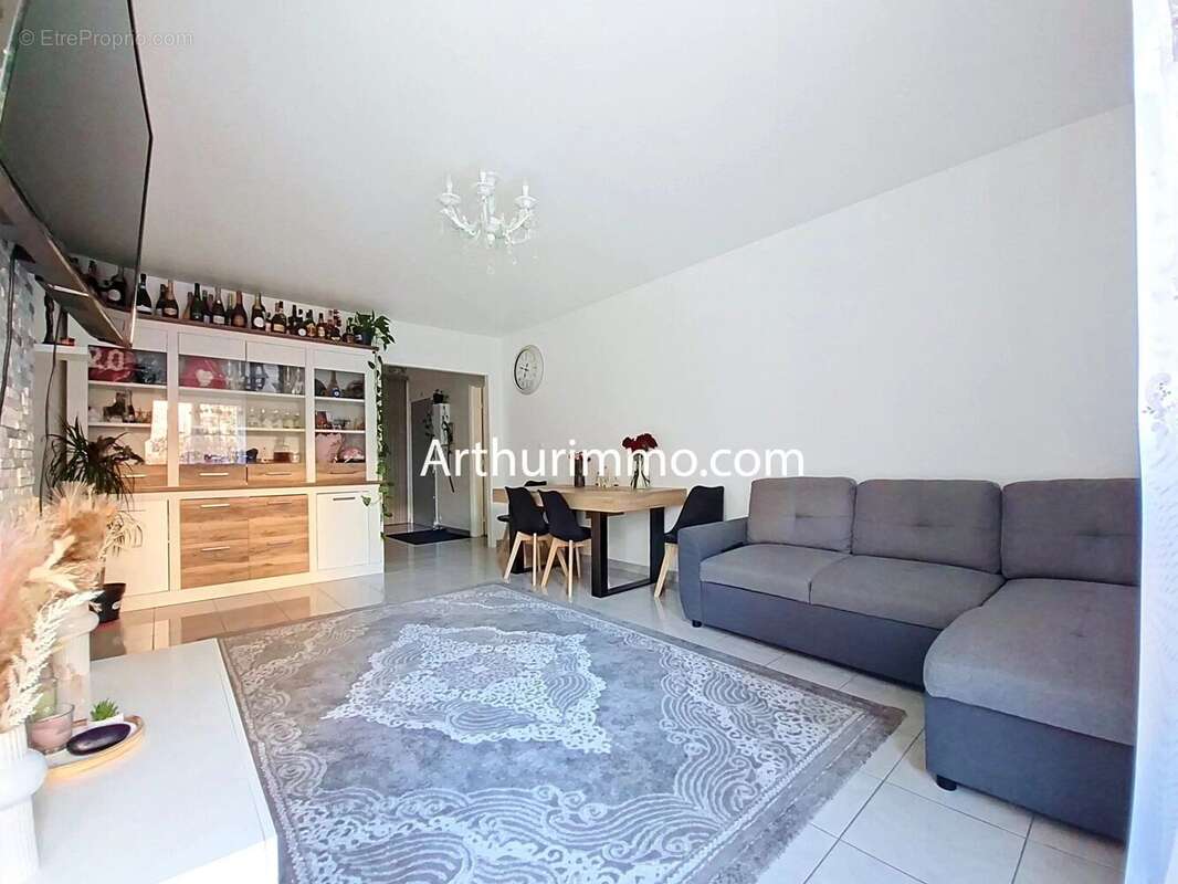 Appartement à BOISSY-SAINT-LEGER