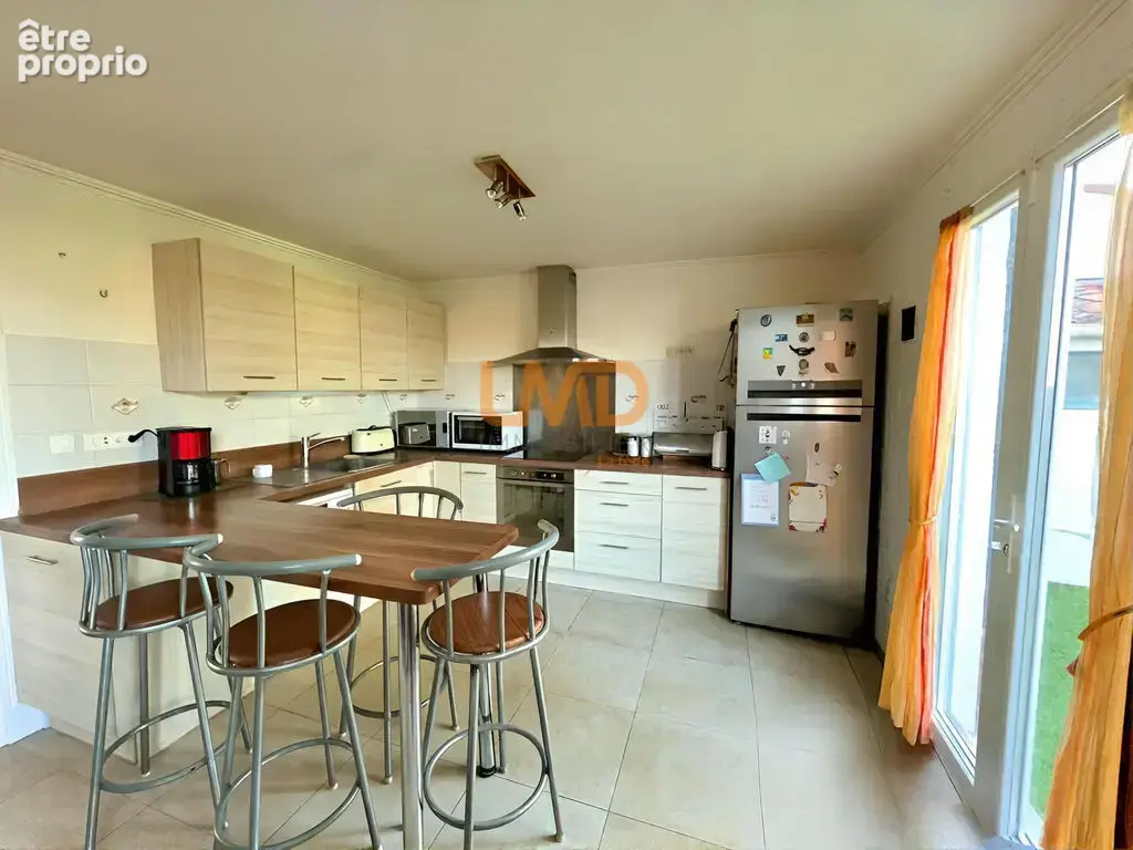 Le Muy – Maison familiale, 4 chambres, bureau, calme, jardin int - photo 4