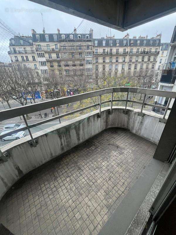 Appartement à PARIS-19E