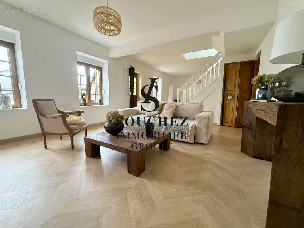 Maison à ANZIN-SAINT-AUBIN