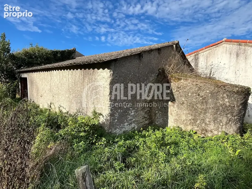 EXCLUSIVITÉ Au calme en campagne, bâtiment en pierres de 44 m² sur une parcelle de 99 m² - photo 4