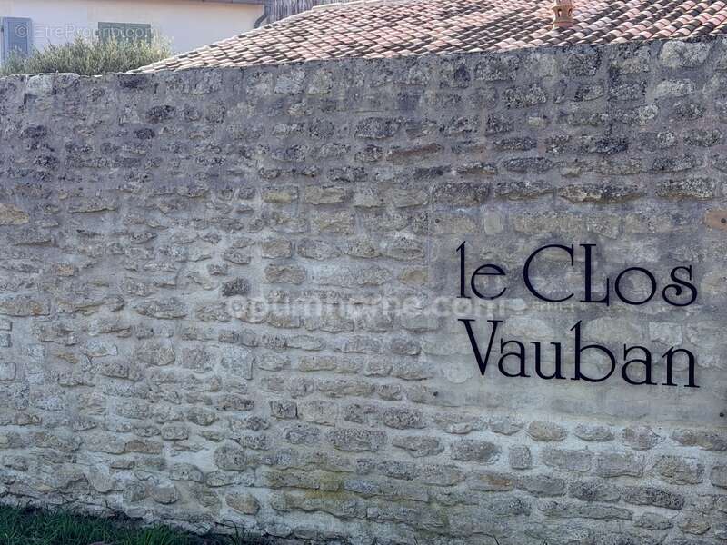 Appartement à SAINT-MARTIN-DE-RE