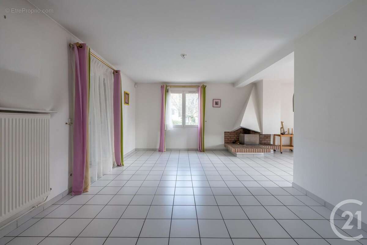 Maison 147 m² à Thorigny-Sur-Marne  - photo 5