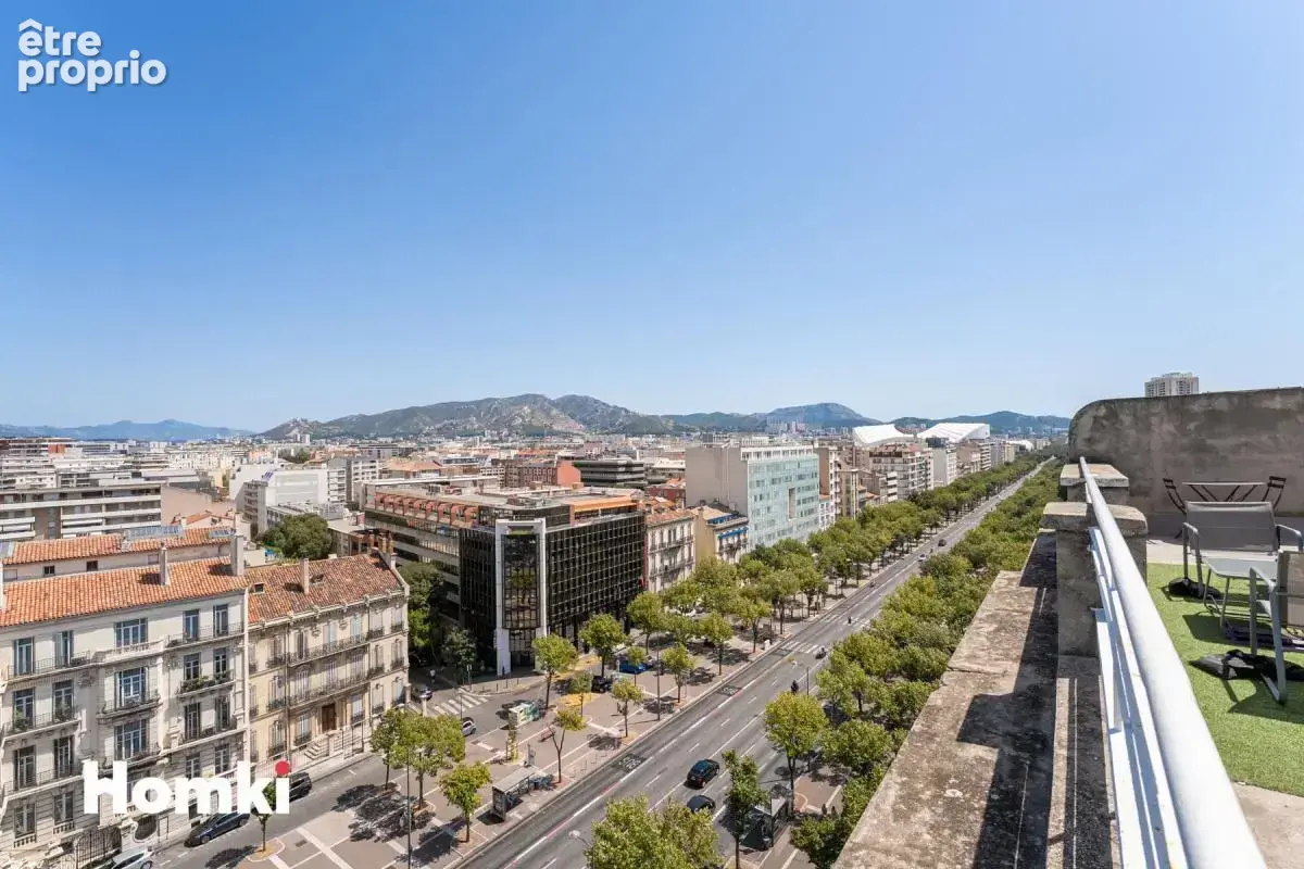 Appartement T4 de 108 m² à Marseille 13008, Avenue du Prado - photo 2
