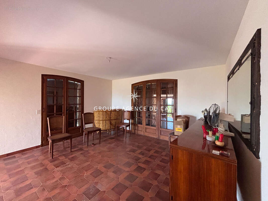 Maison à LES ISSAMBRES