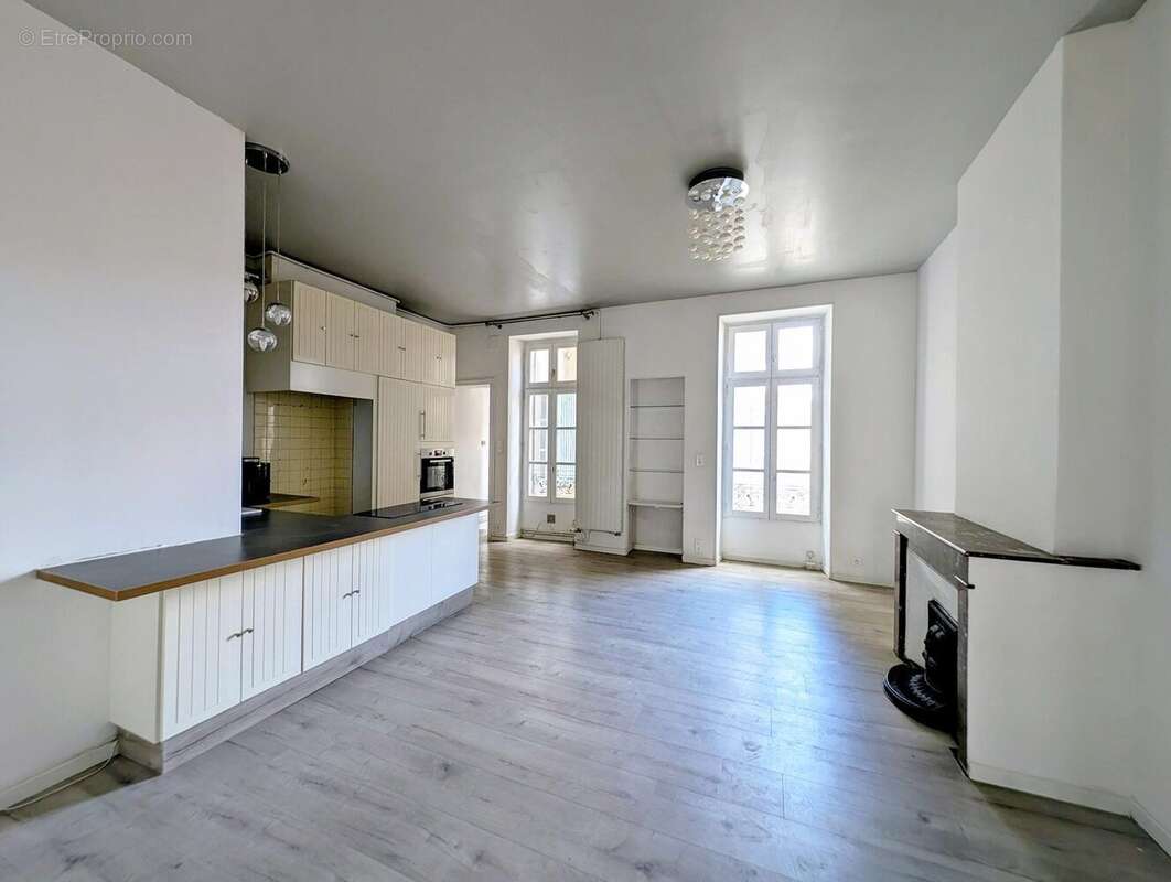 Appartement à NIMES