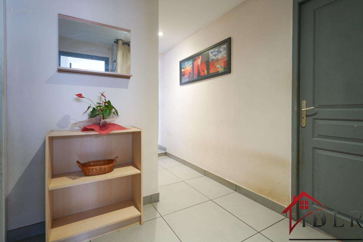 À Cluses La Sardagne, T4 avec terrasse et jardin - photo 12