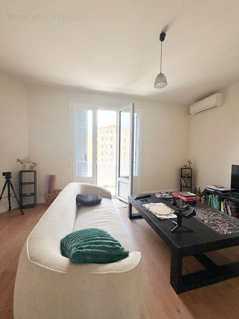 Bastia centre f3 traversant avec ascenseur et vue mer - photo 12