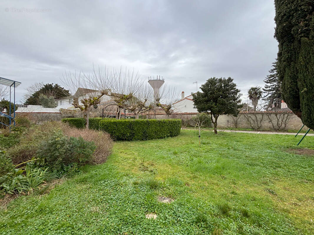 Maison à SAUJON