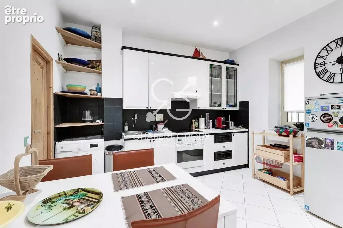 Exclusivité - villefranche-sur-mer – vieille-ville - appartement – 2 pièces – 41 m² – location saisonnière autorisée / idéal inv - photo 2